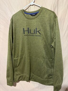 HUK fishing crewneck